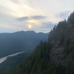 Meet your Posher, Clarissa